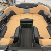 2027 Mastercraft XT22